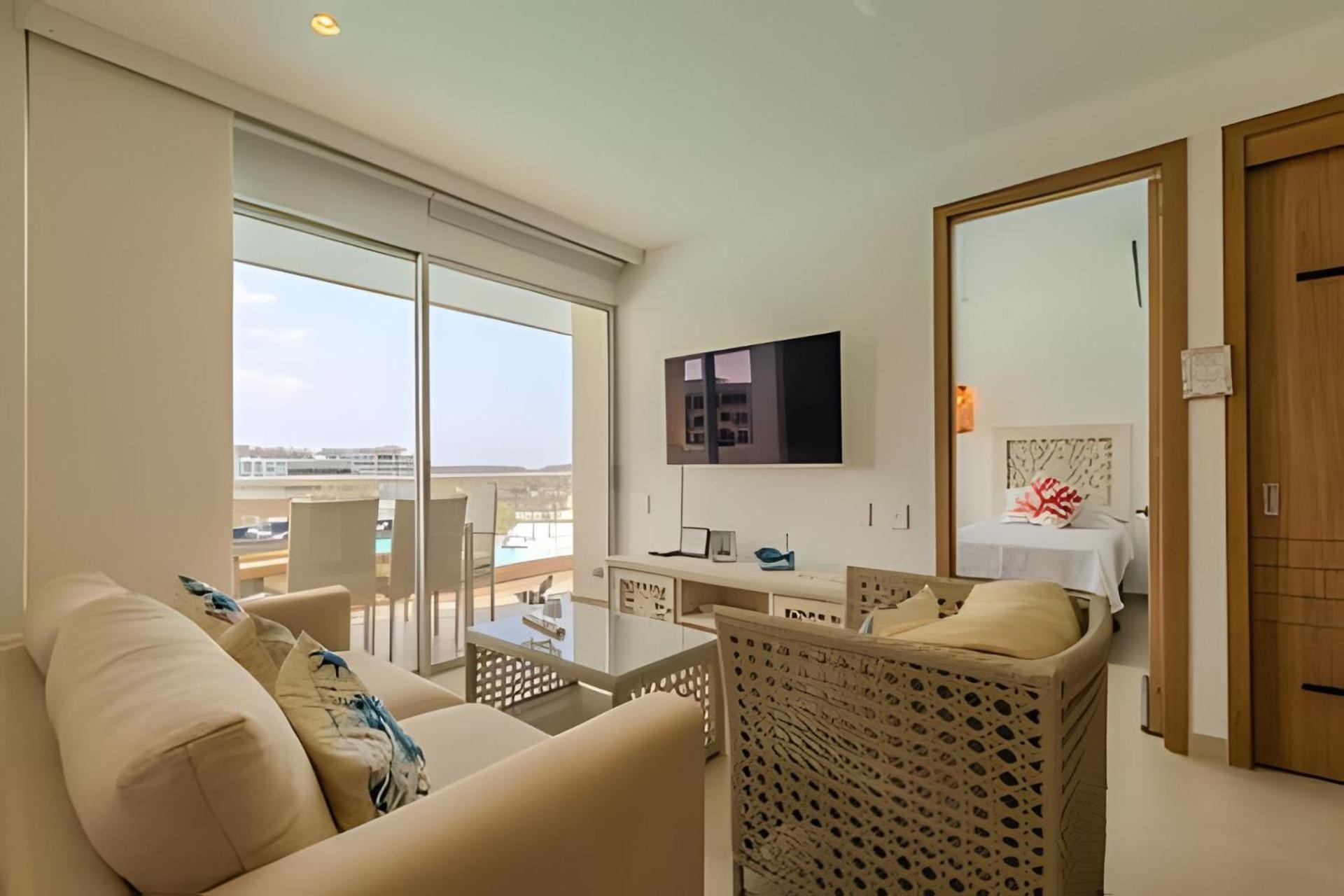 Apartamento Magico Oasis En Baia Kristal Vista A La Laguna 2br Cartagena